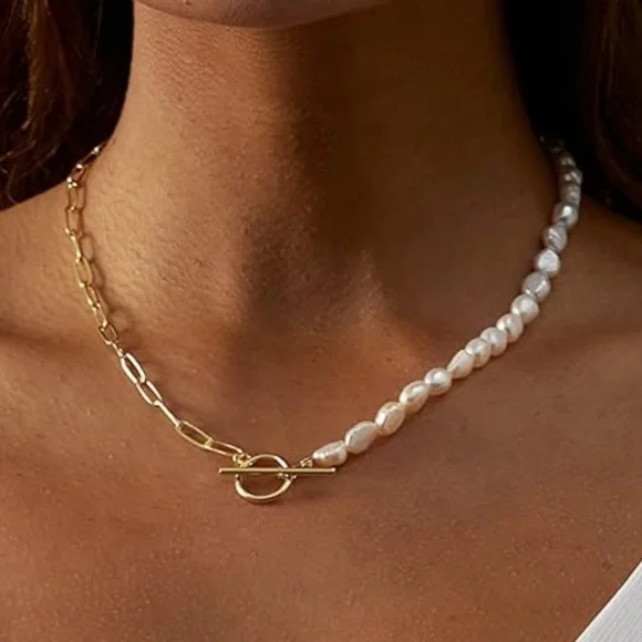 18k Gold plated link half pearl necklace with toggle clasp π€β¨ - Picture 1 of 3